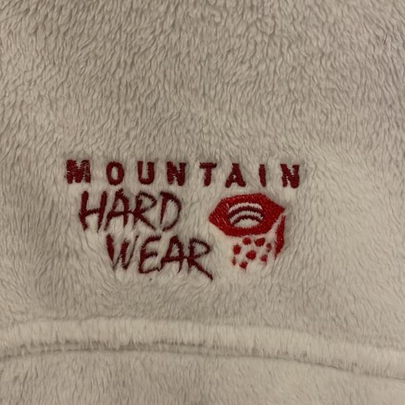 Gorgeous mountain hardwear two layer coat - Picture 11 of 17